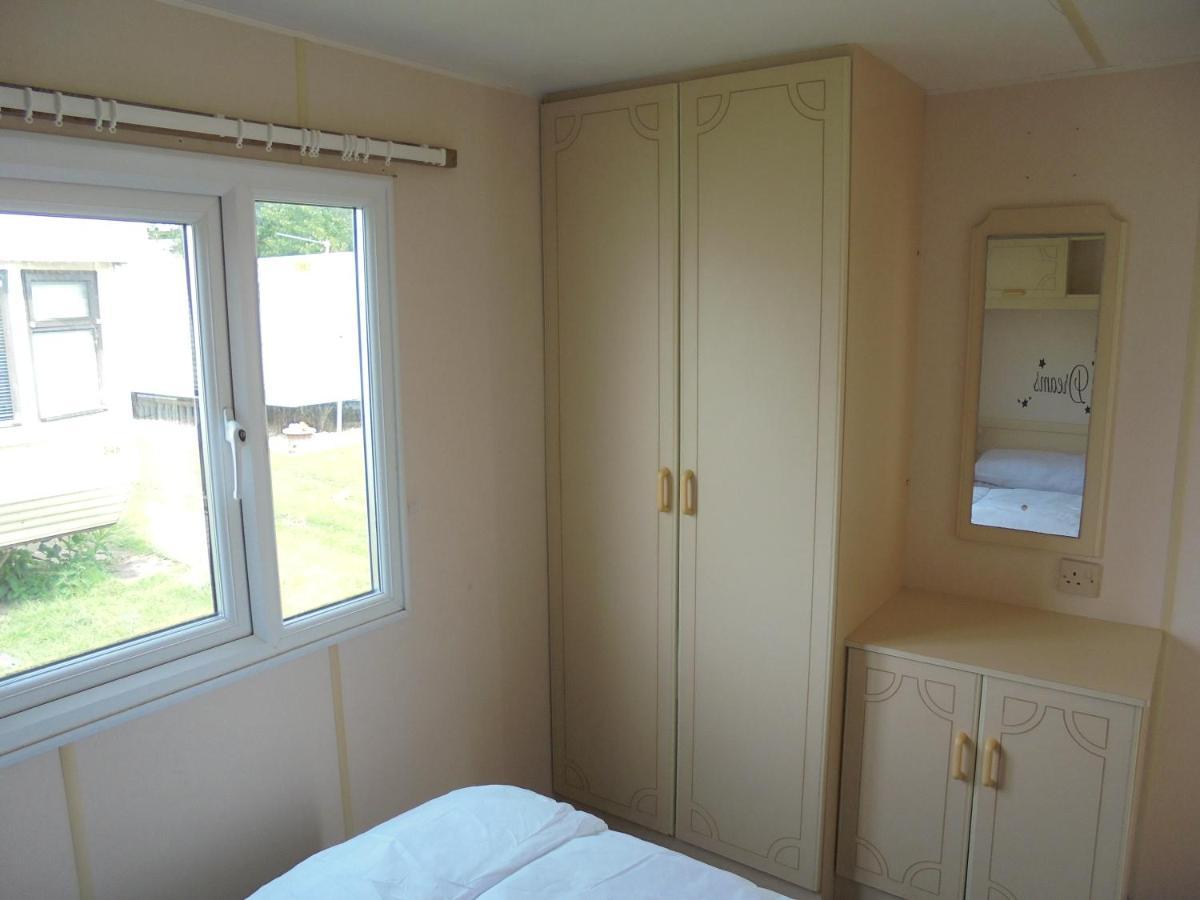 Golden Sands: Mirage Iiii:- 6 Berth, Access To The * Ingoldmells